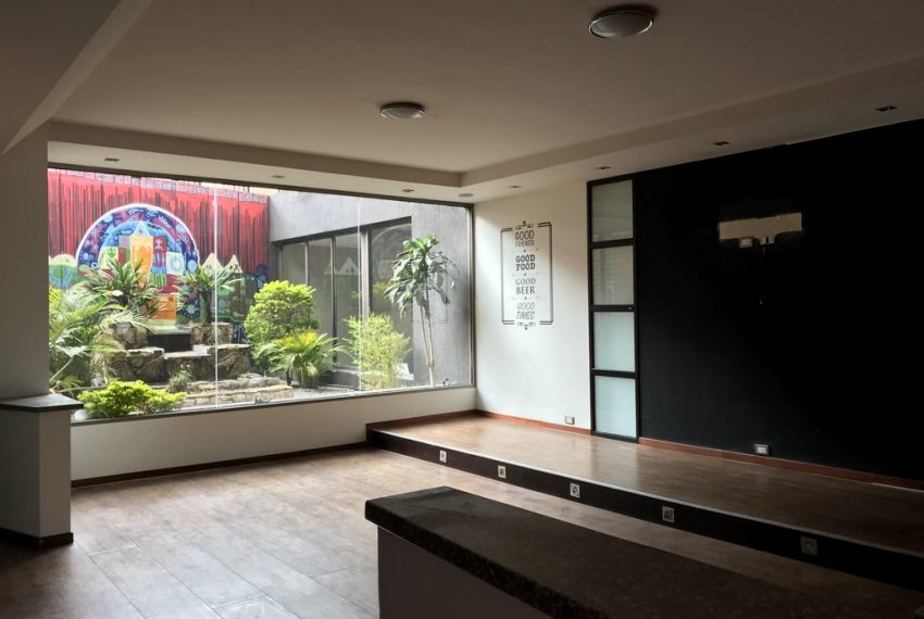 5Local Comercial Zona Rosa
