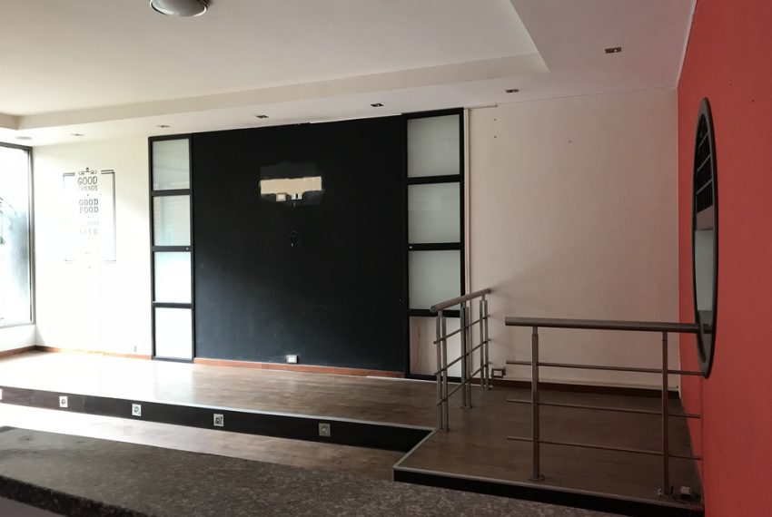 6Local Comercial Zona Rosa
