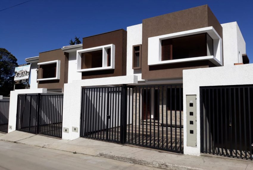 2Casas Ucubamba